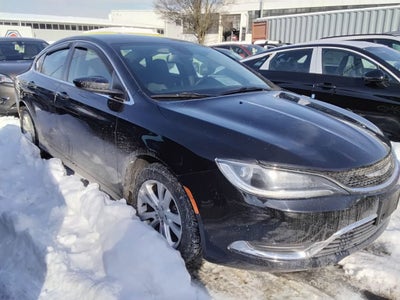 2016 Chrysler 200 Limited