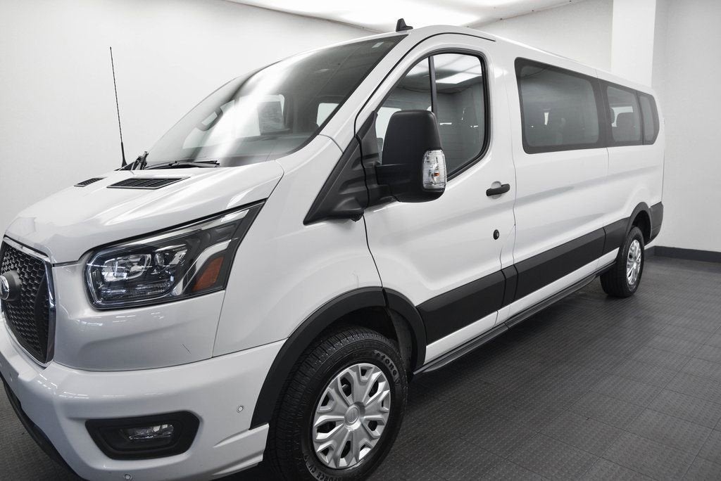 2023 Ford Transit Passenger Wagon XL