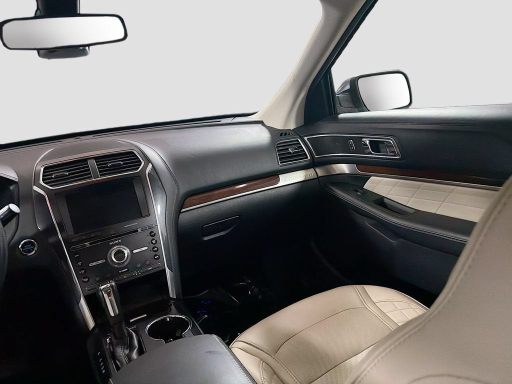 2017 Ford Explorer Platinum