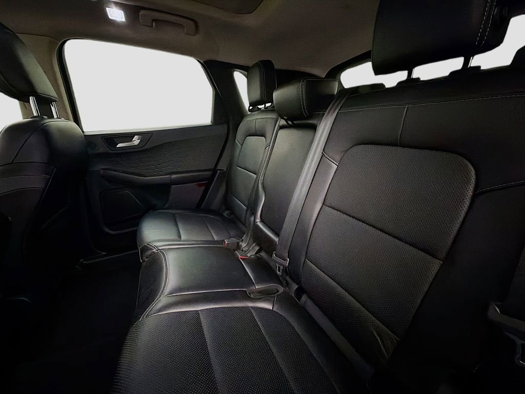 2020 Ford Escape Titanium Hybrid