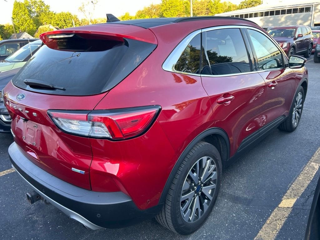 2020 Ford Escape Titanium