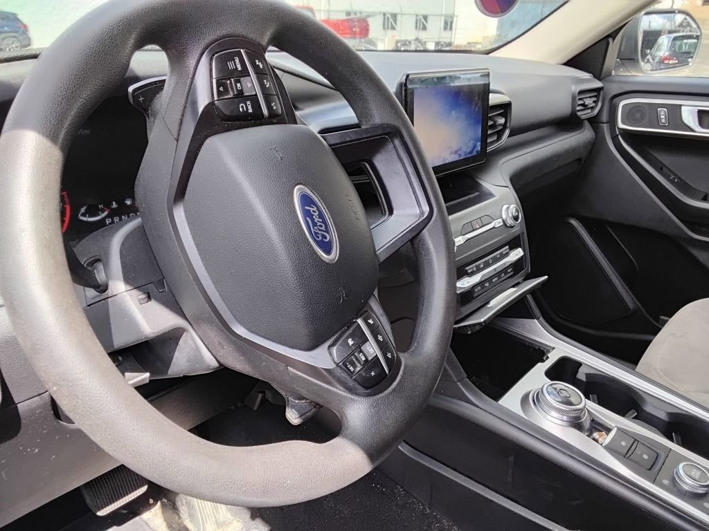 2020 Ford Explorer Base