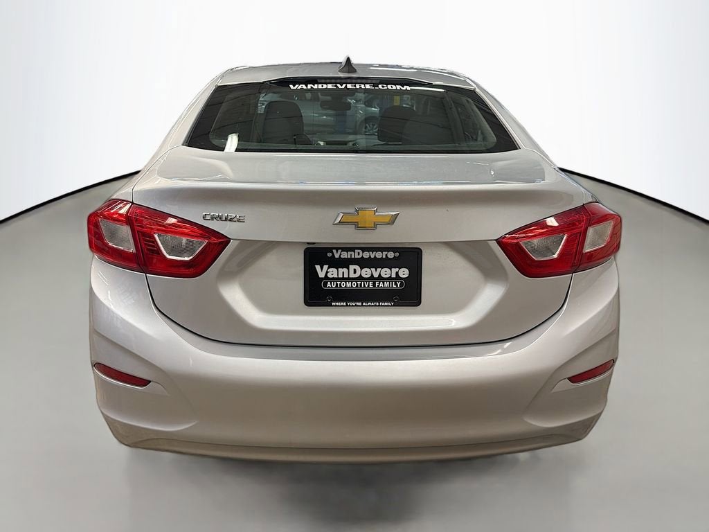 2017 Chevrolet Cruze LS