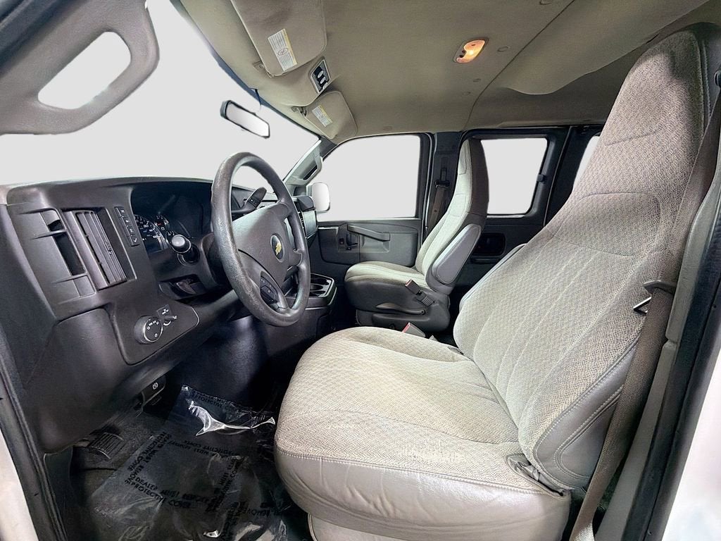 2018 Chevrolet Express Passenger 3500 LT