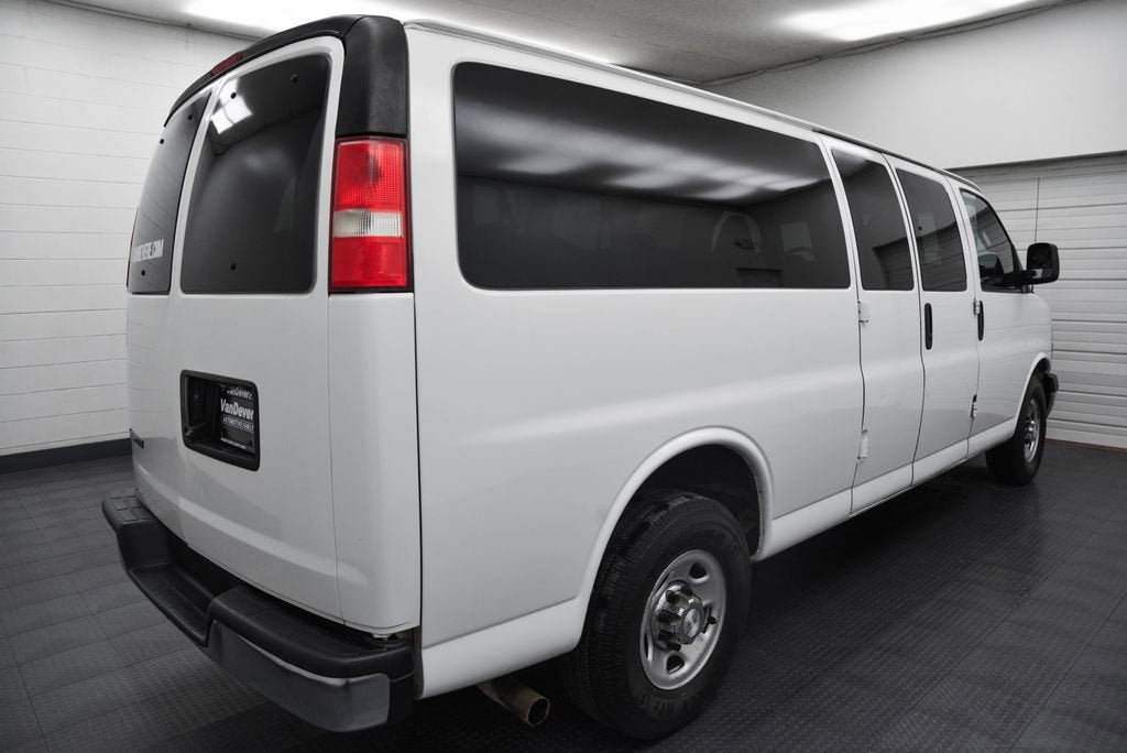 2018 Chevrolet Express Passenger 3500 LT