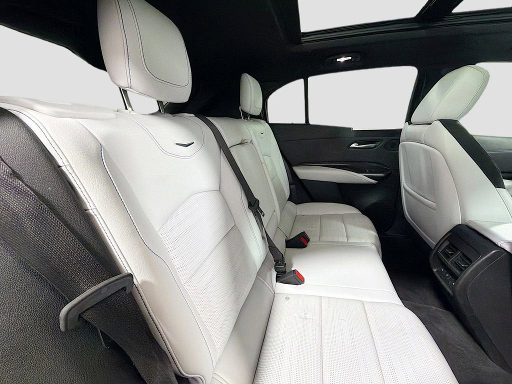 2024 Cadillac XT4 Sport