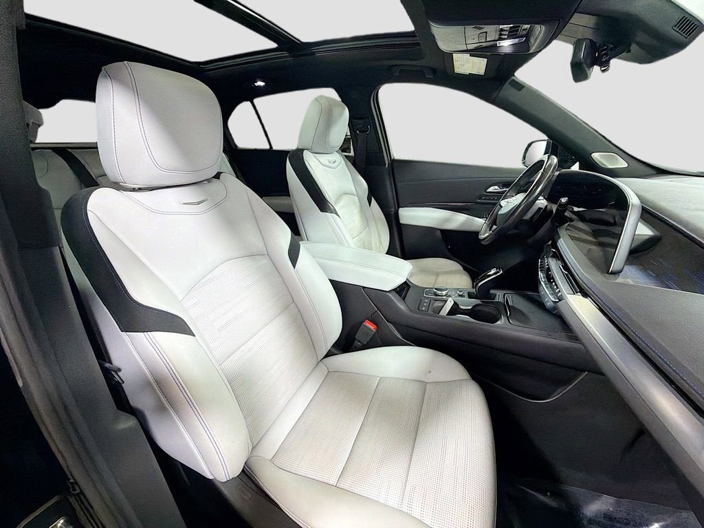 2024 Cadillac XT4 Sport