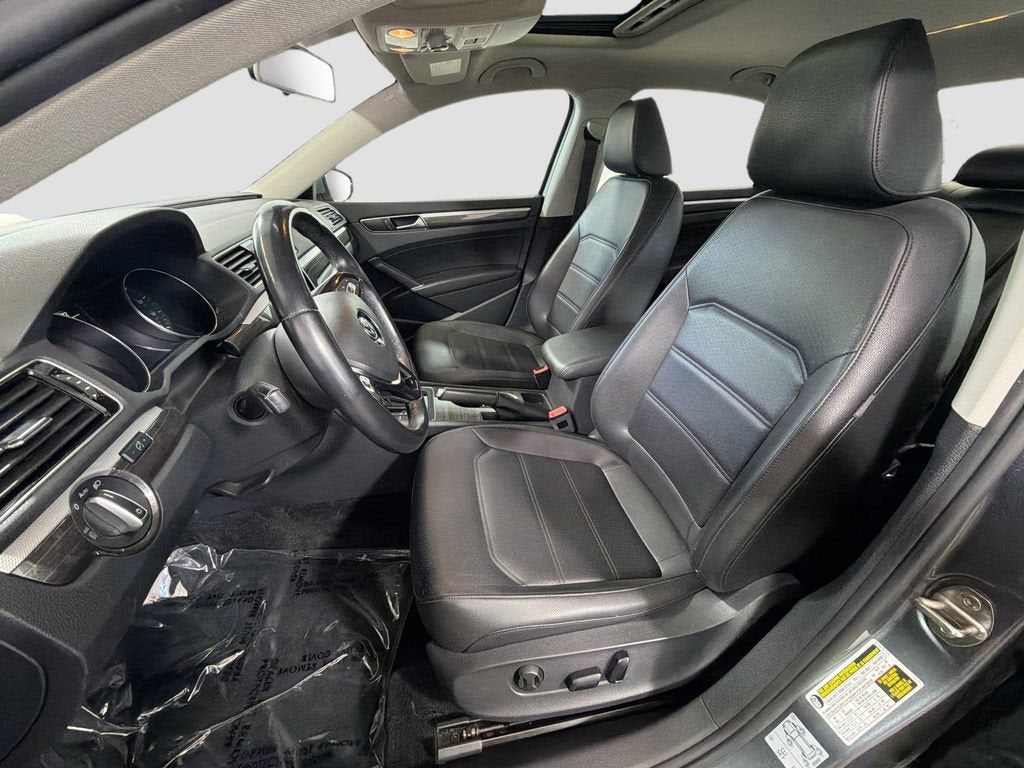 2018 Volkswagen Passat 2.0T SE