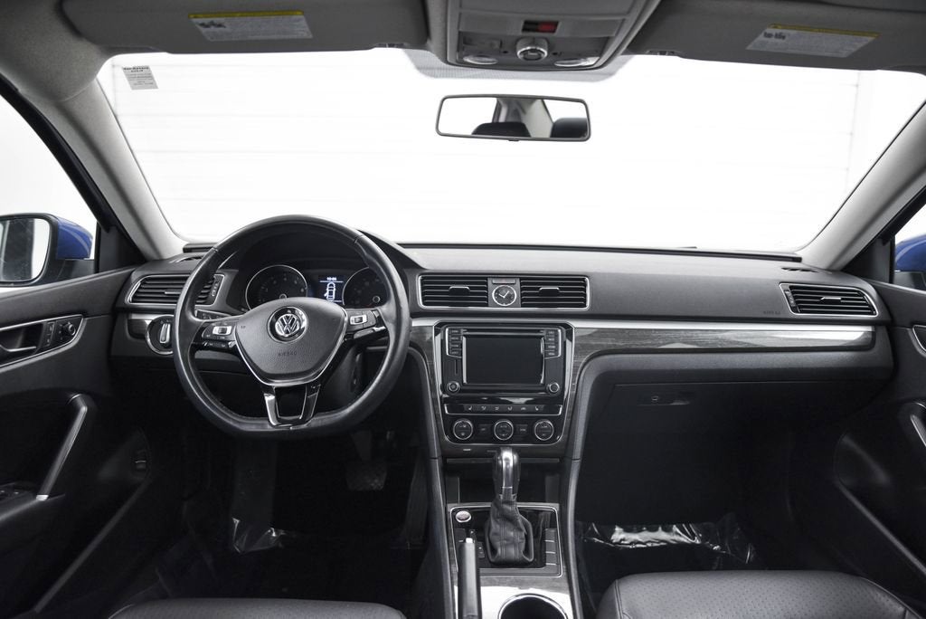 2017 Volkswagen Passat 1.8T SE