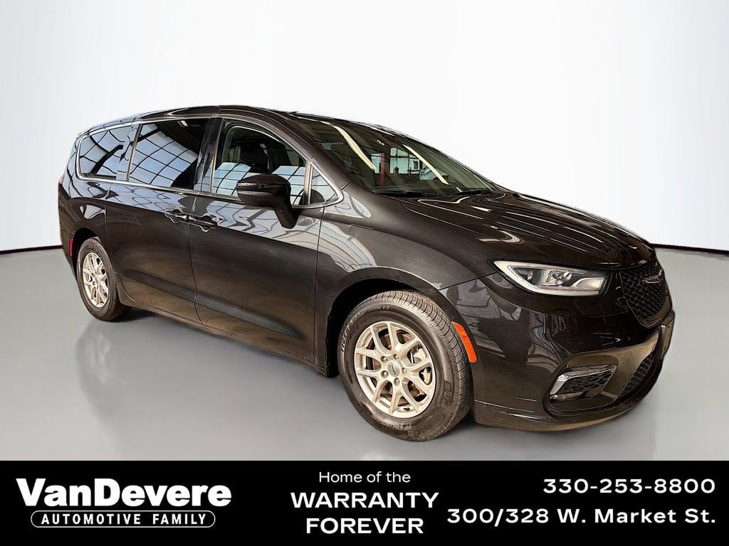 2023 Chrysler Pacifica Touring L