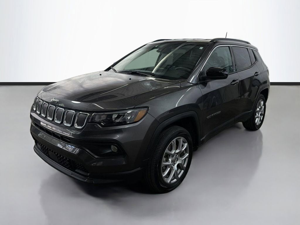 2022 Jeep Compass Latitude Lux