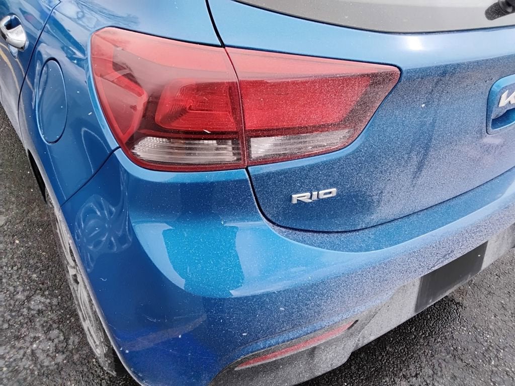 2022 Kia Rio 5-Door S