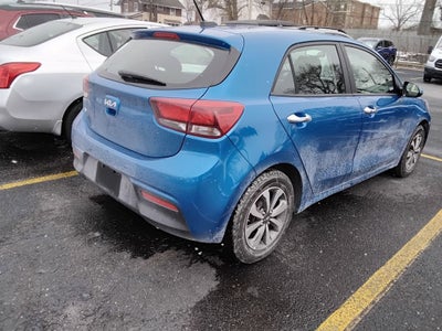 2022 Kia Rio 5-Door S