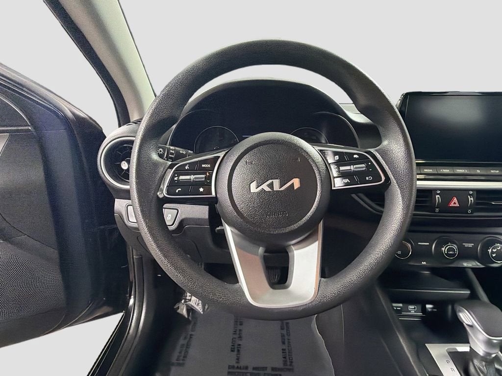 2023 Kia Forte LX
