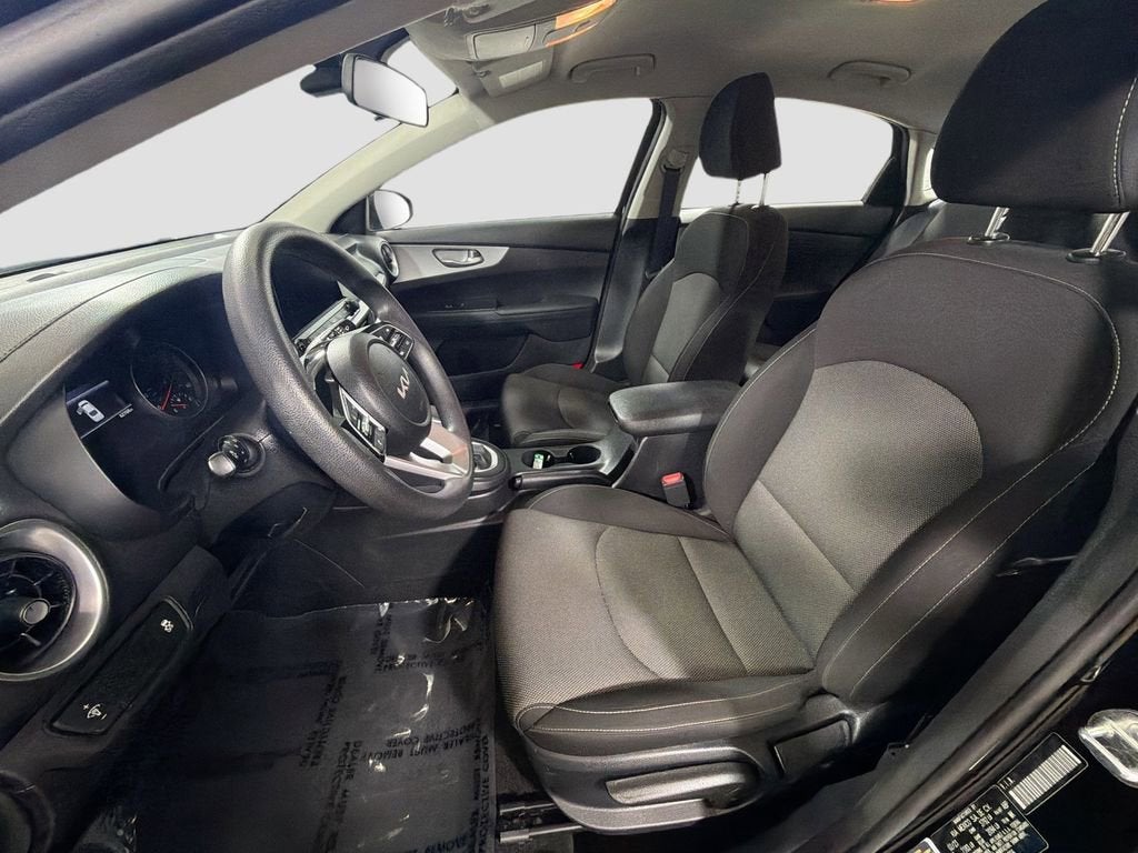 2023 Kia Forte LX
