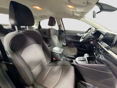 2023 Kia Forte LX