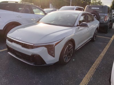 2025 Kia K4 GT-Line