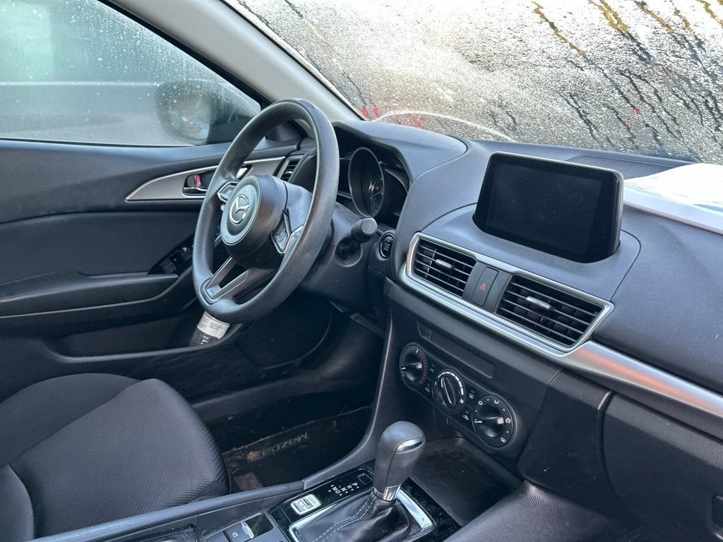 2018 Mazda Mazda3 4-Door Sport