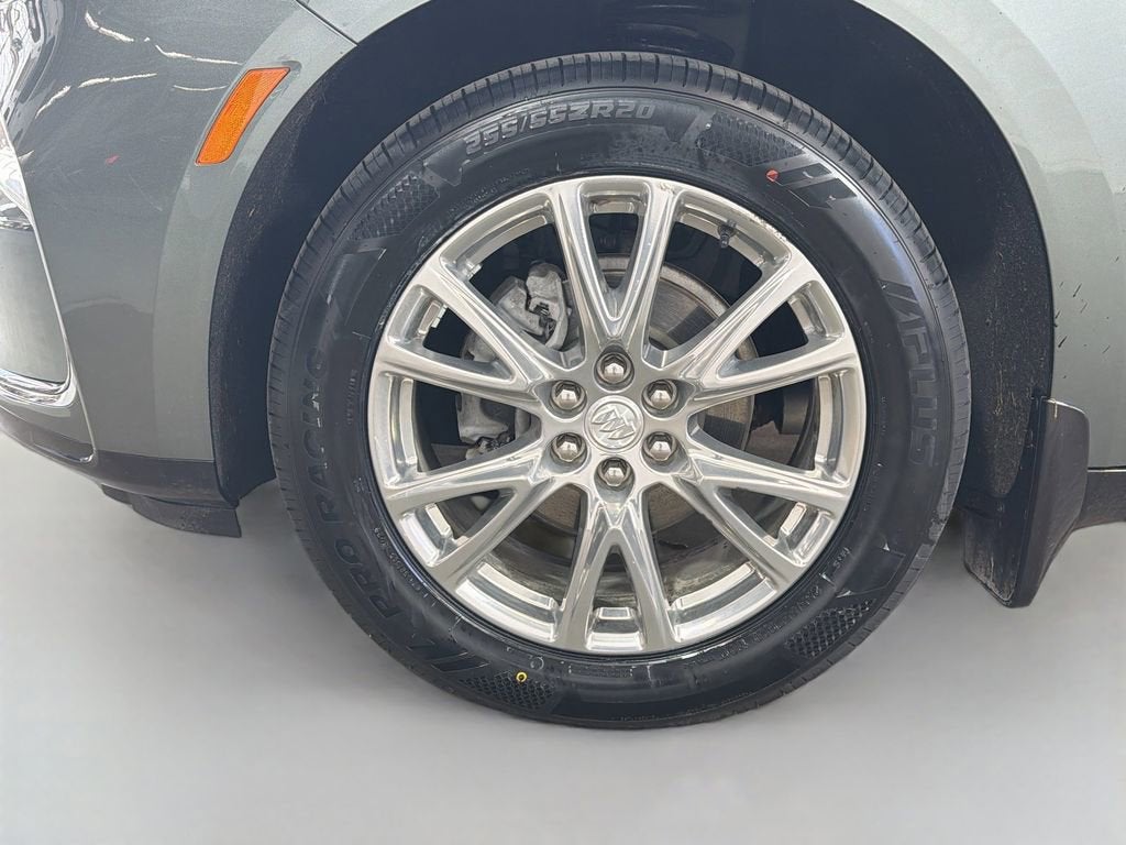 2022 Buick Enclave Essence