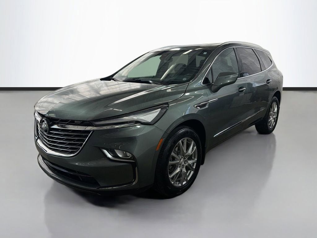 2022 Buick Enclave Essence