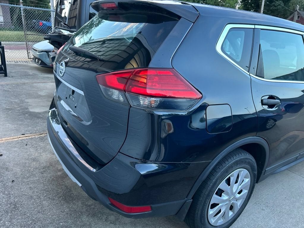 2017 Nissan Rogue S