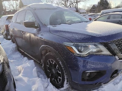2019 Nissan Pathfinder SV