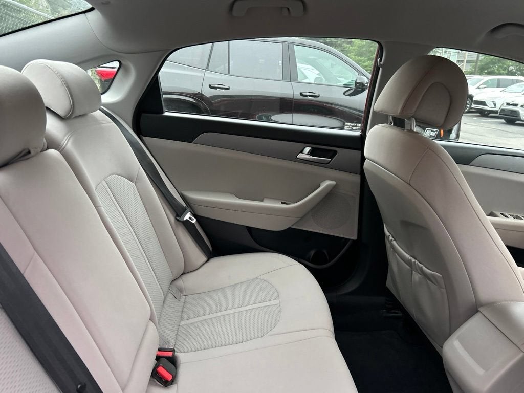 2016 Hyundai Sonata 2.4L SE