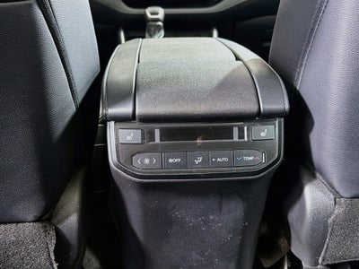 2024 Toyota Highlander Hybrid Platinum