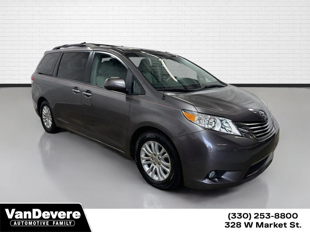 2014 Toyota Sienna XLE