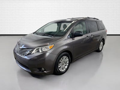 2014 Toyota Sienna XLE