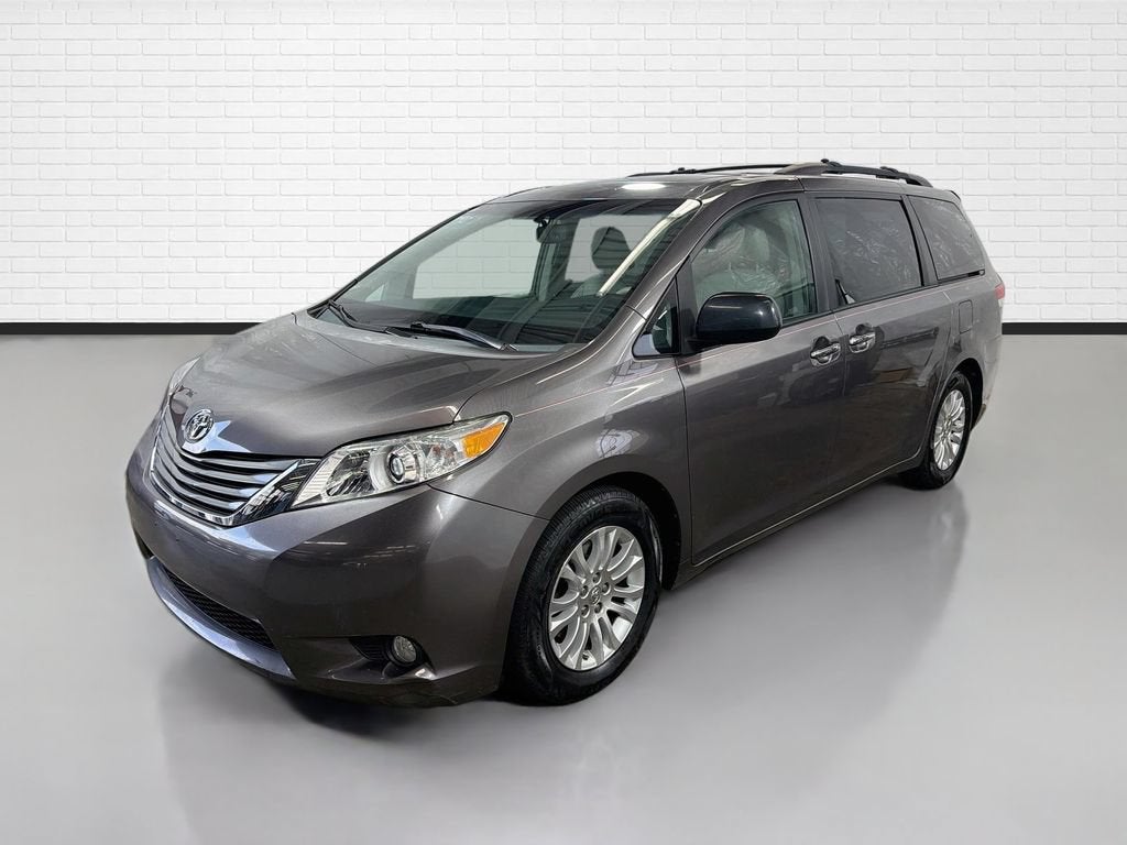 2014 Toyota Sienna XLE