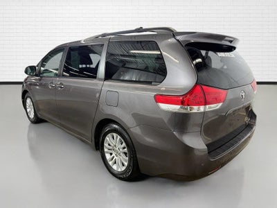 2014 Toyota Sienna XLE
