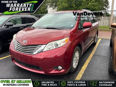 2012 Toyota Sienna XLE AAS
