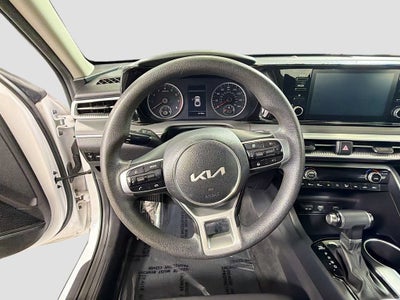 2022 Kia K5 LX