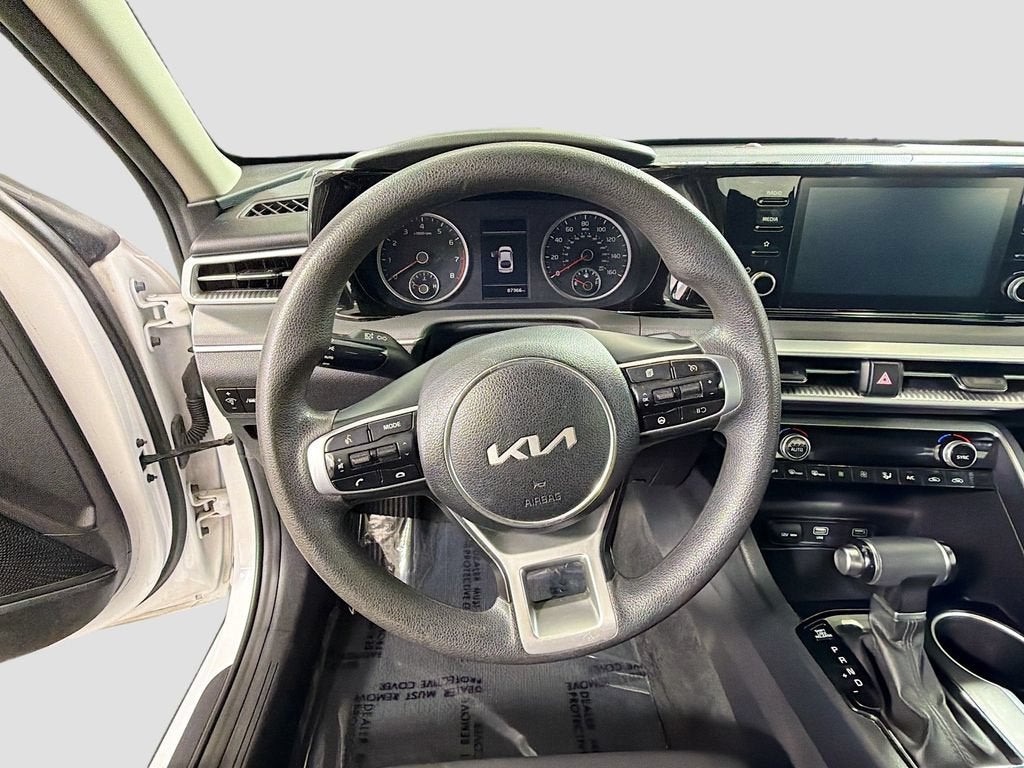 2022 Kia K5 LX