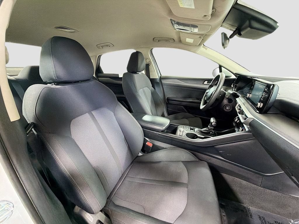 2022 Kia K5 LX