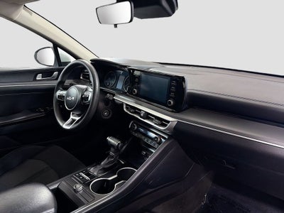 2022 Kia K5 LX
