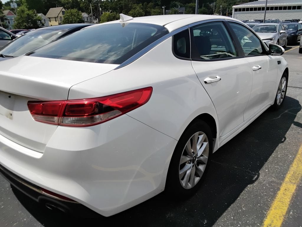 2017 Kia Optima LX