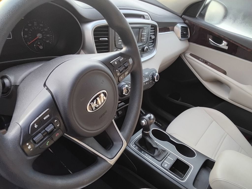 2017 Kia Sorento LX