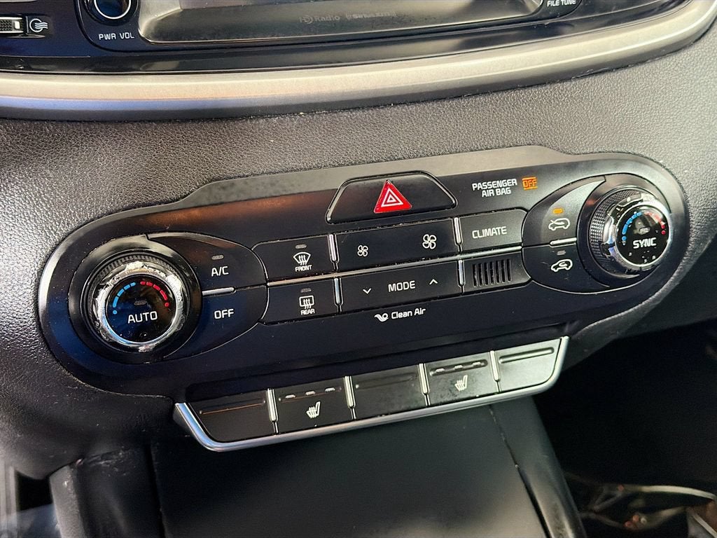 2017 Kia Sorento LX
