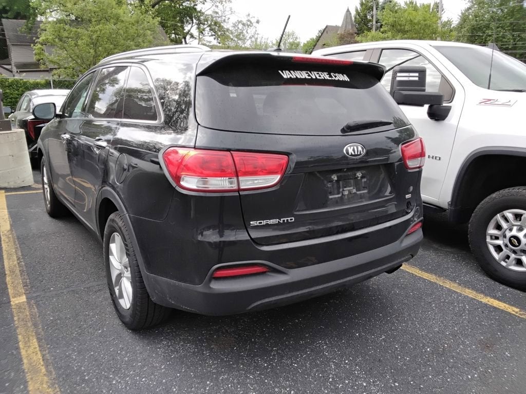 2016 Kia Sorento LX
