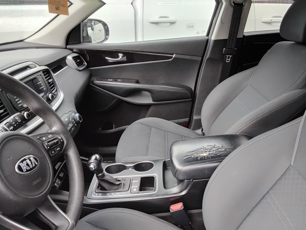2016 Kia Sorento LX
