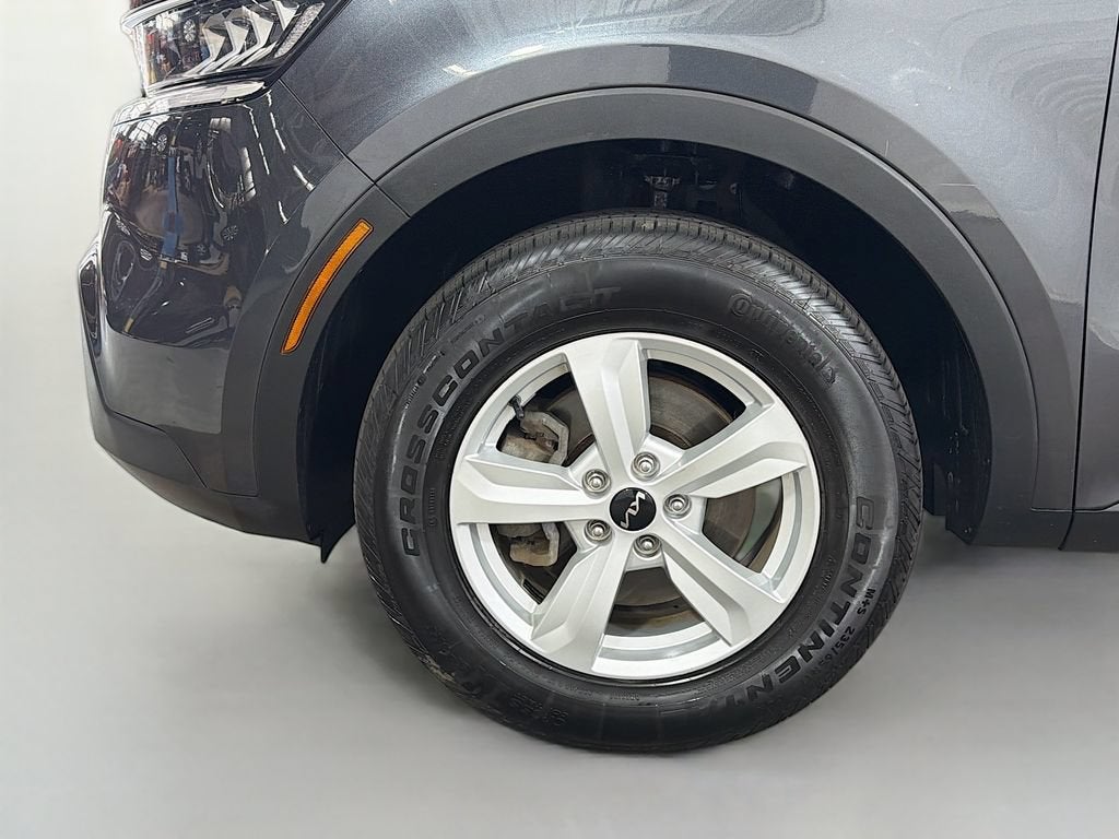 2022 Kia Sorento LX
