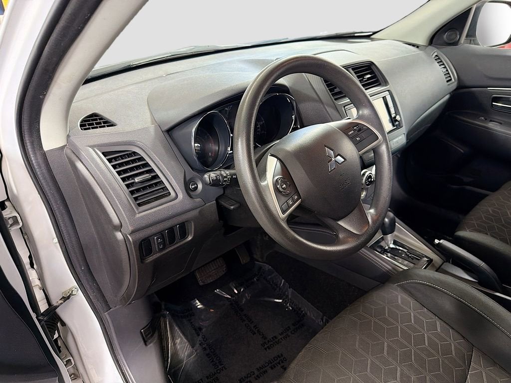 2023 Mitsubishi Outlander Sport ES
