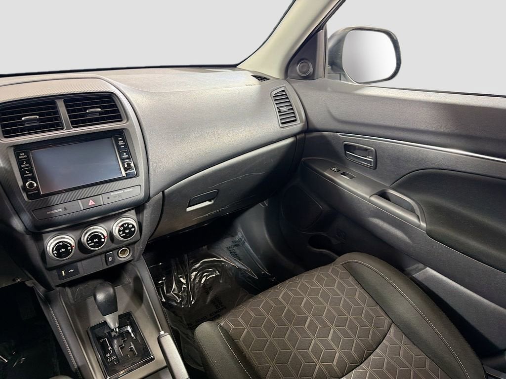 2023 Mitsubishi Outlander Sport ES