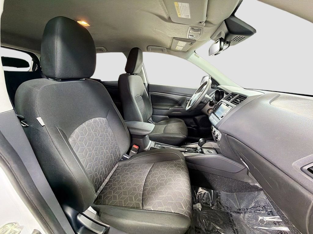 2023 Mitsubishi Outlander Sport ES