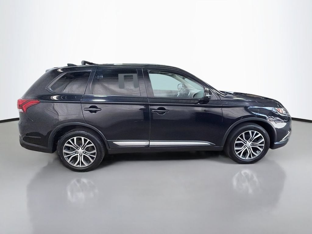 2018 Mitsubishi Outlander ES