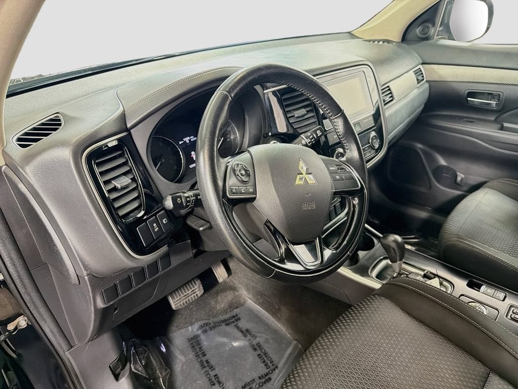 2018 Mitsubishi Outlander ES