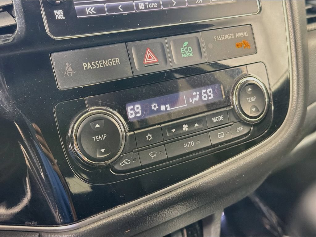2018 Mitsubishi Outlander ES