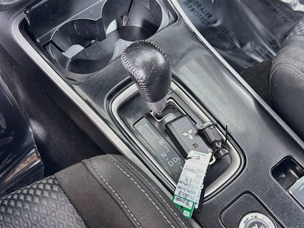 2018 Mitsubishi Outlander ES